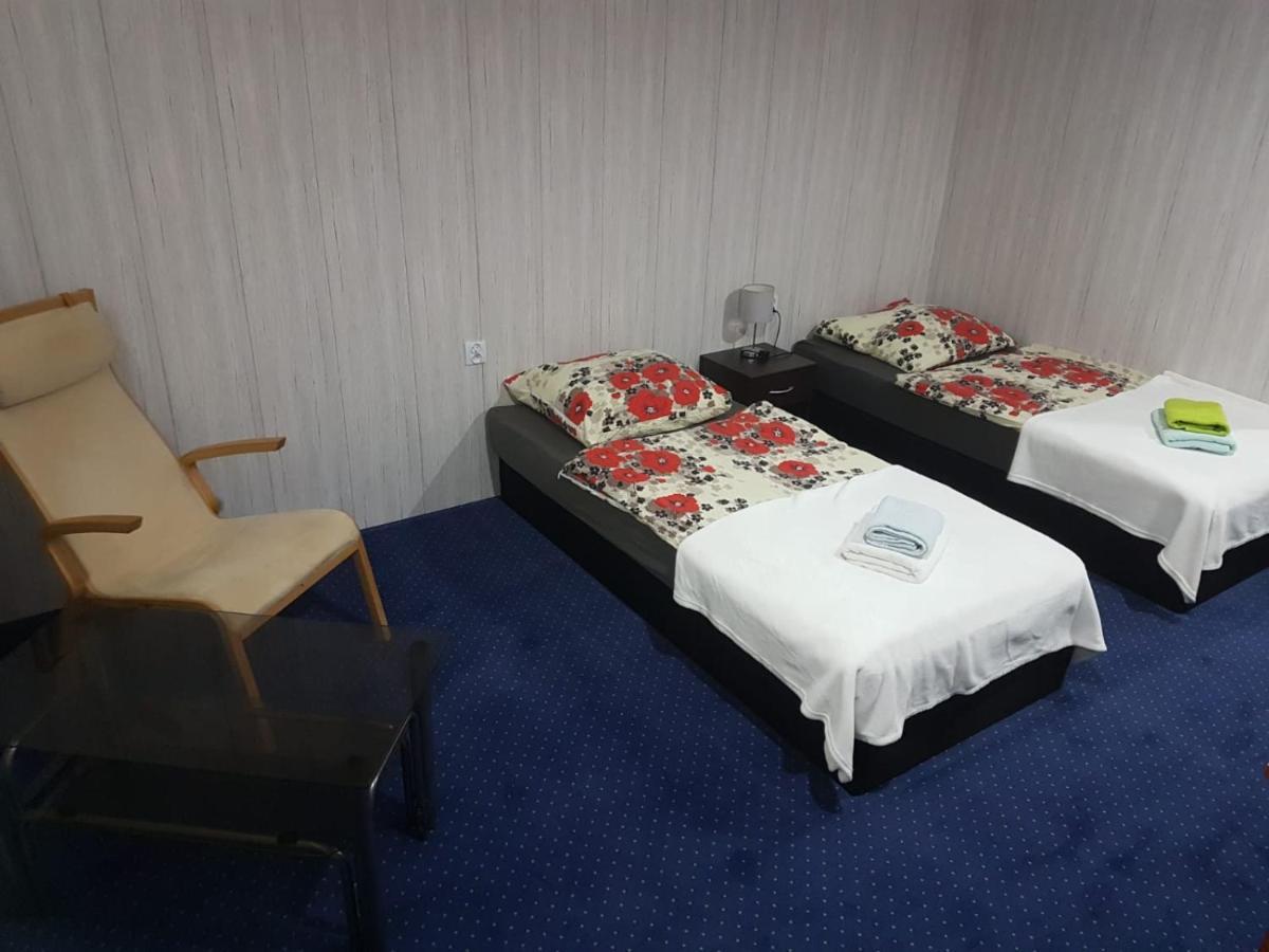 Hotels Odra Nowa Sol Buitenkant foto