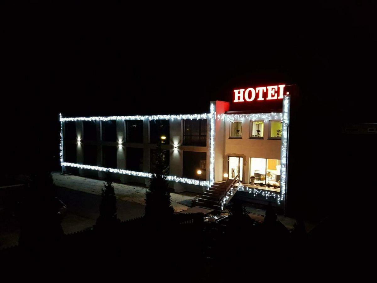 Hotels Odra Nowa Sol Buitenkant foto