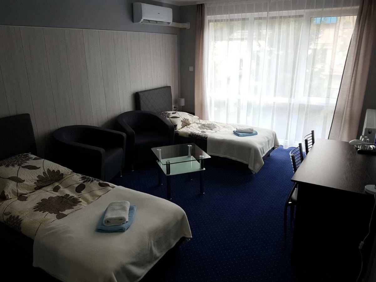 Hotels Odra Nowa Sol Buitenkant foto